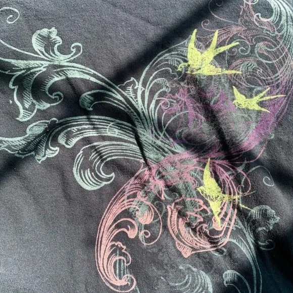 Y2K Style Graphic Tee - Picture 4 of 4